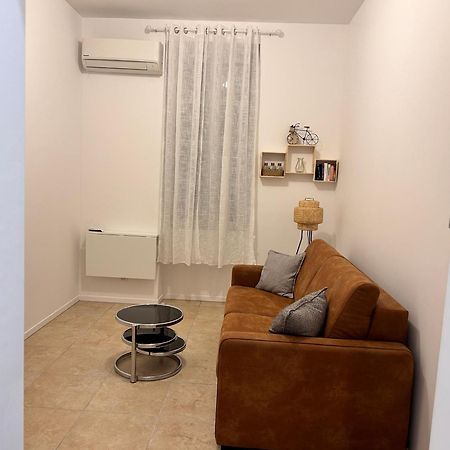 Appartement T1 Intra-Muros Avignon Exterior photo